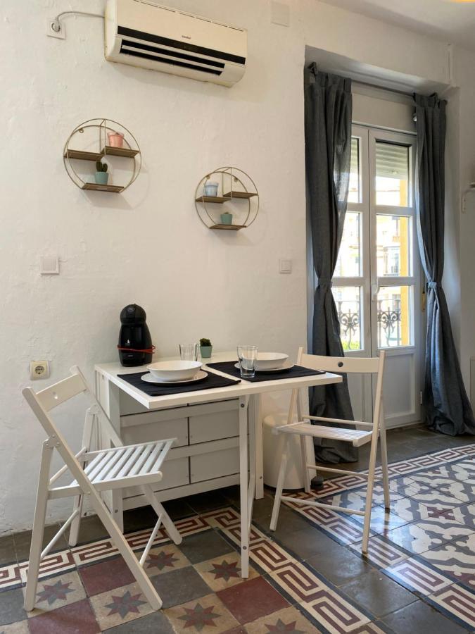 Quattro Puente De Triana Apartment Seville Luaran gambar